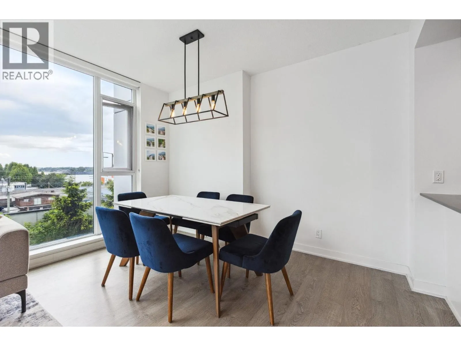 403 1471 HUNTER STREET