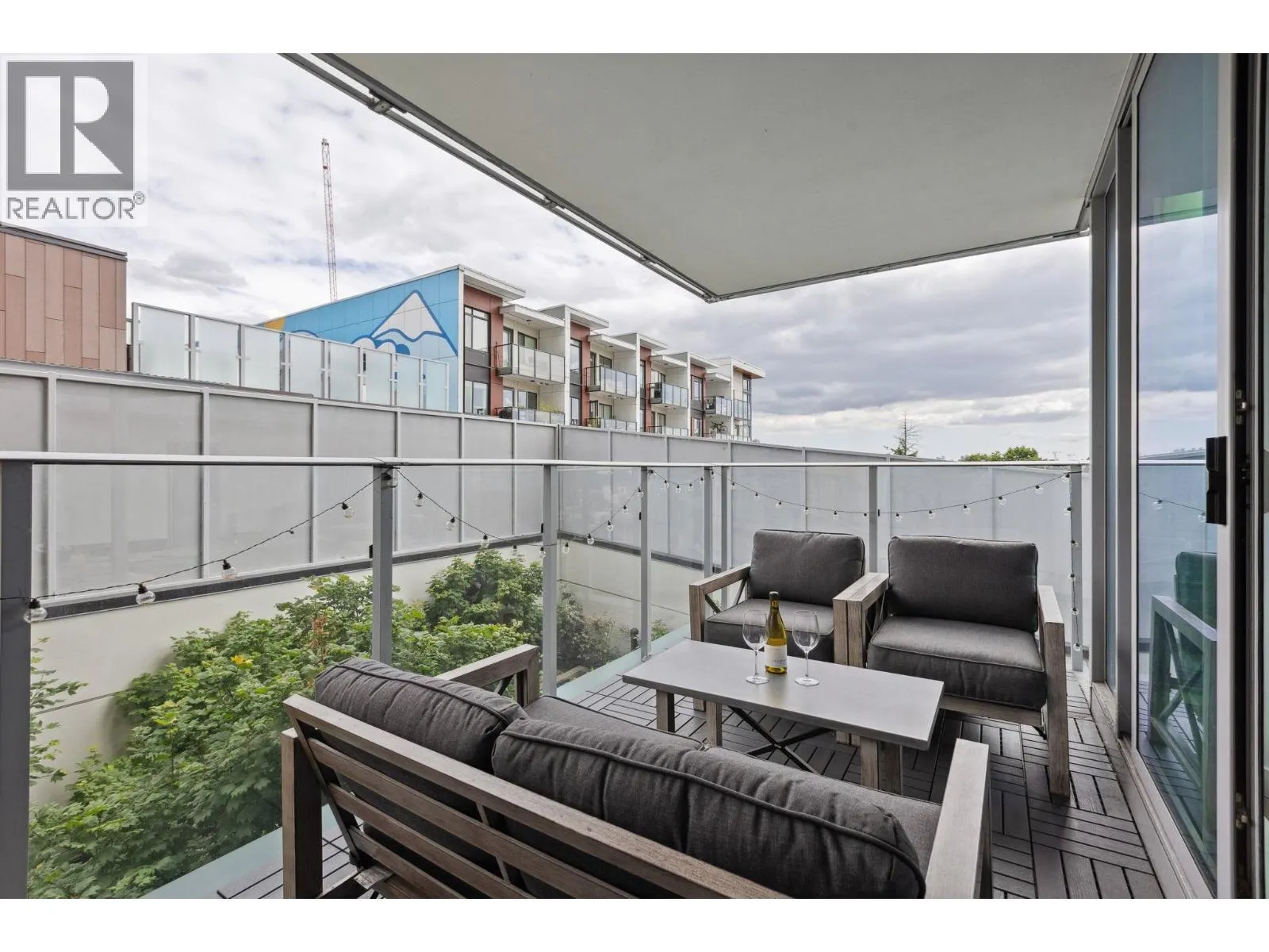 403 1471 HUNTER STREET