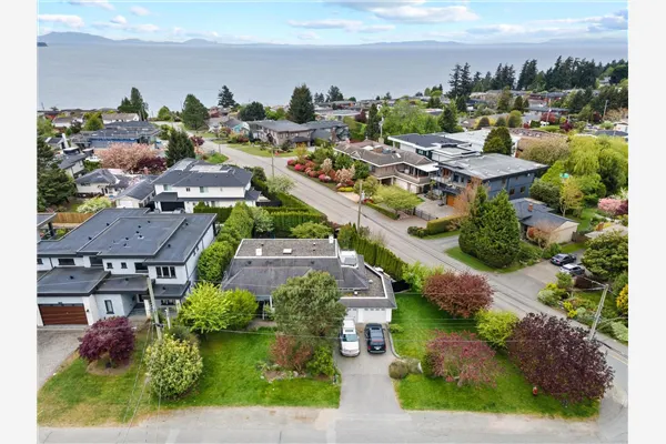 14424 MANN PARK CRESCENT