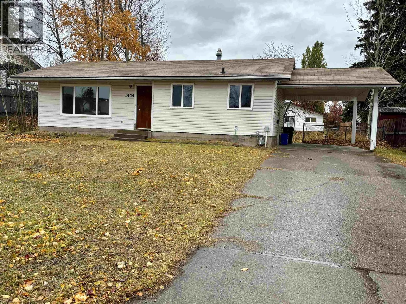 1444 FRASER CRESCENT