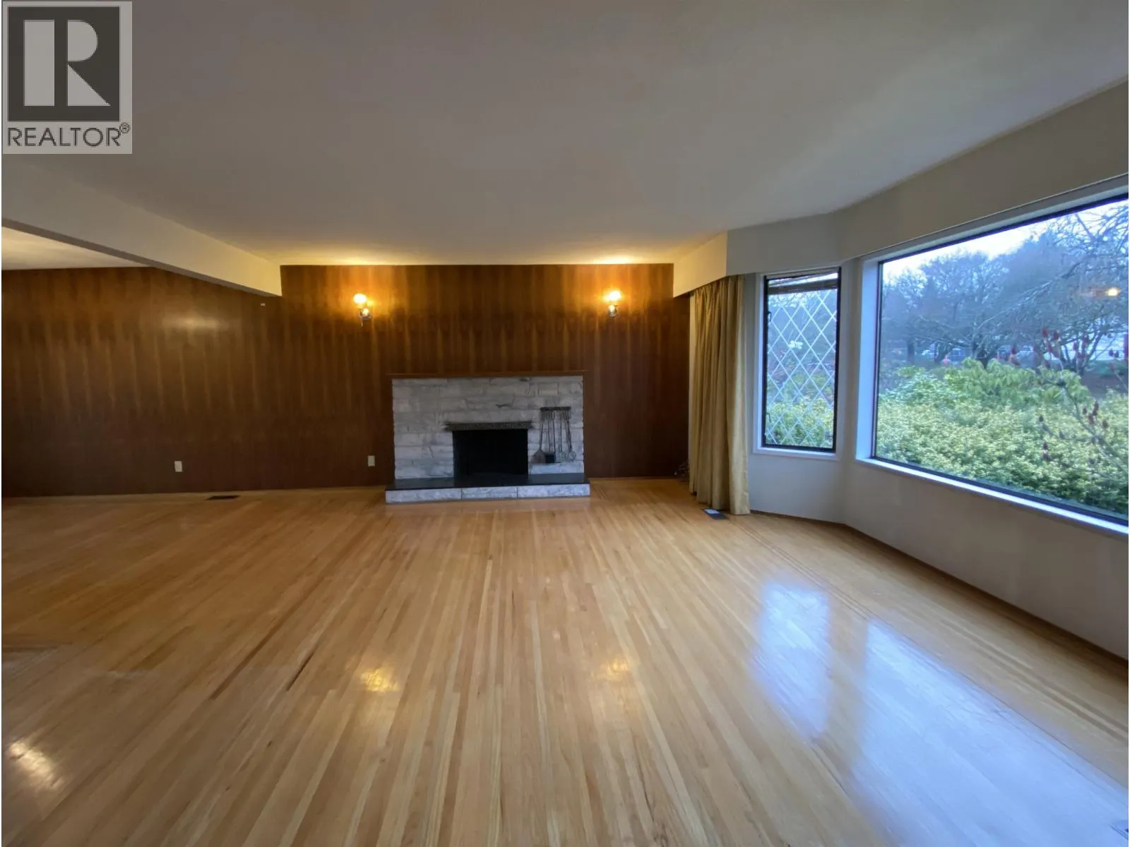 6145 SHERBROOKE STREET