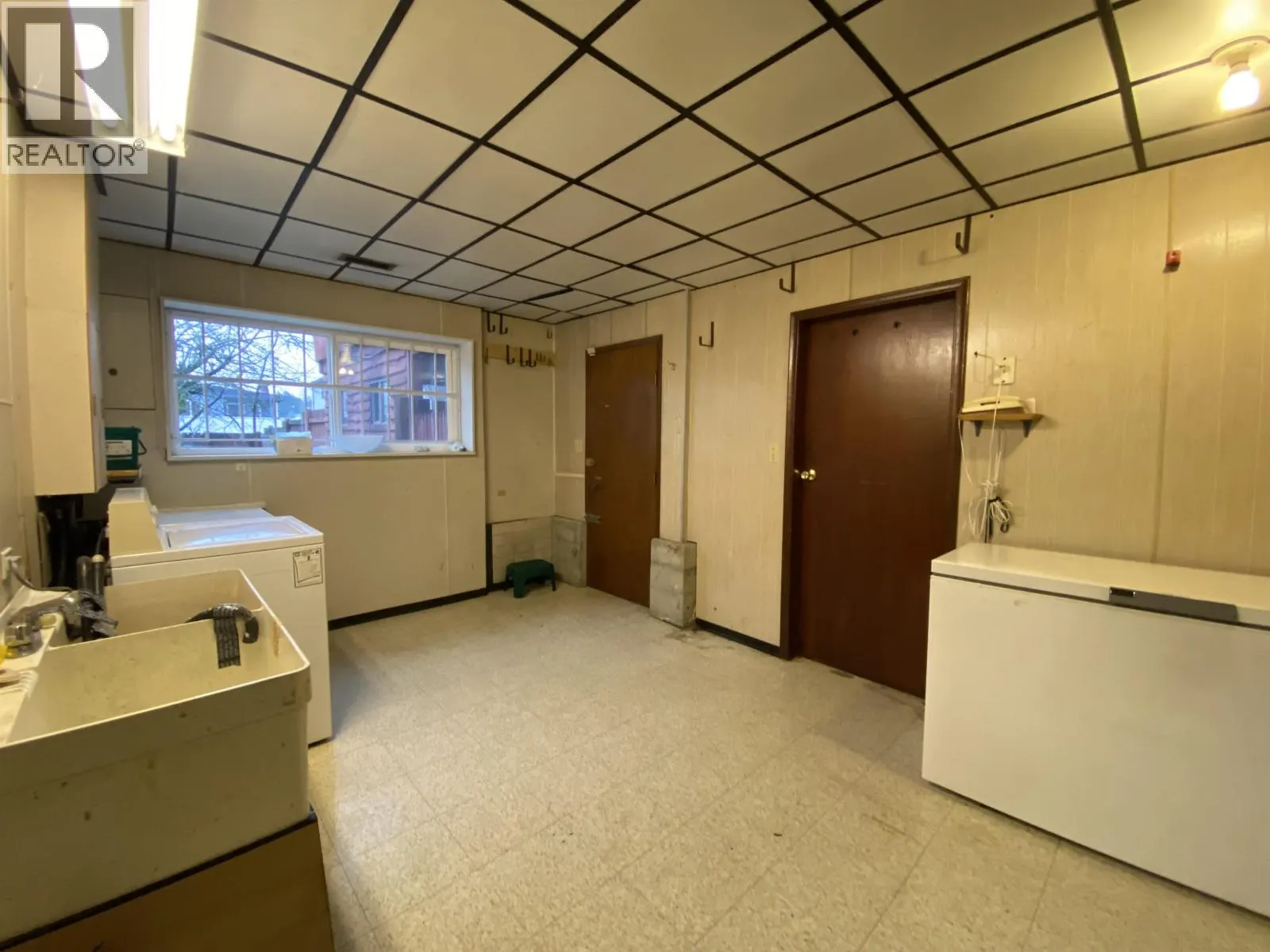 6145 SHERBROOKE STREET