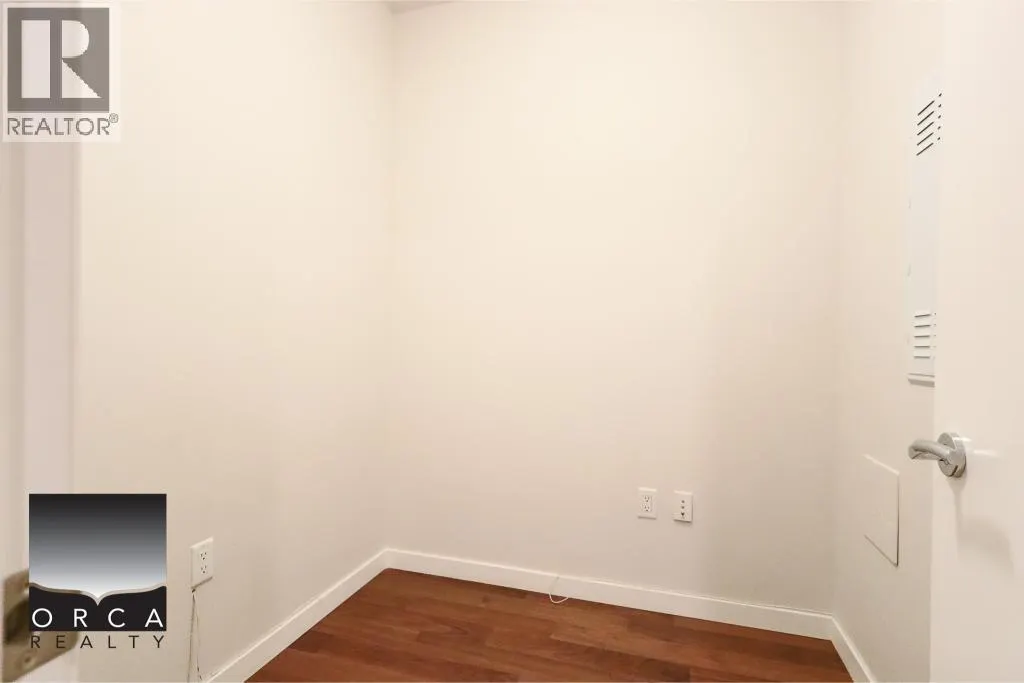 1227 1205 HOWE STREET