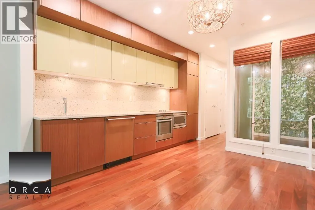 1227 1205 HOWE STREET