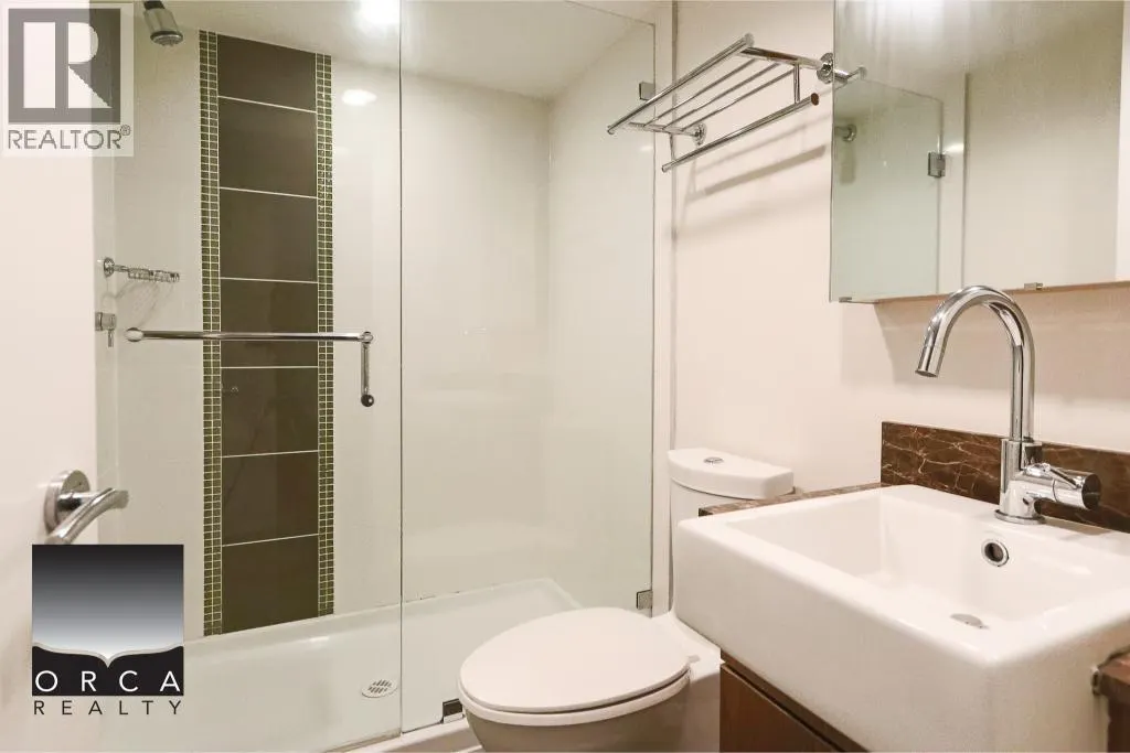 1227 1205 HOWE STREET