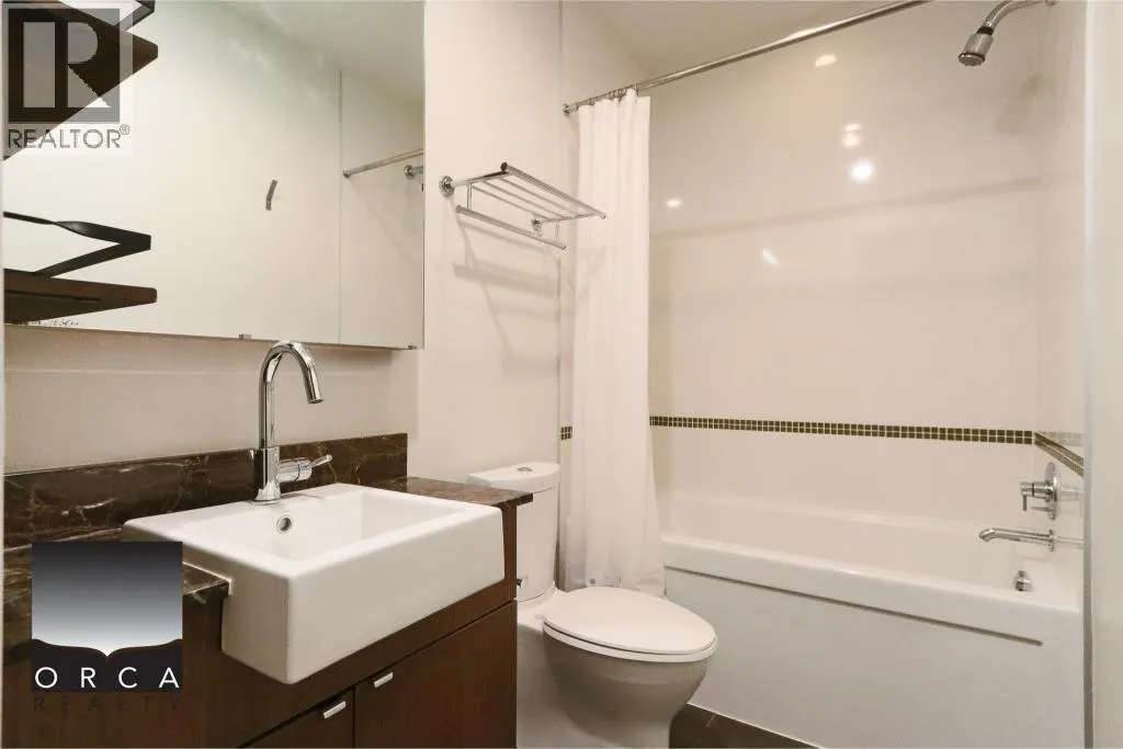 1227 1205 HOWE STREET