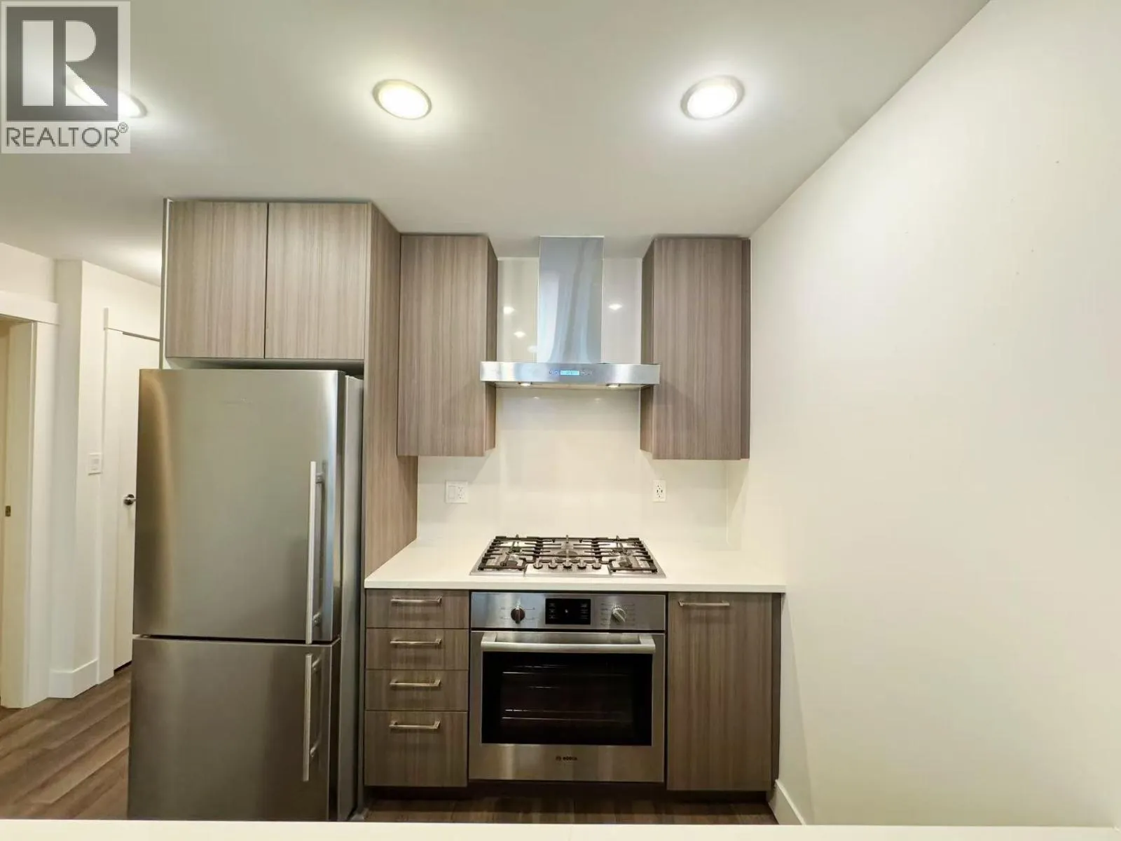 318 10788 NO. 5 ROAD