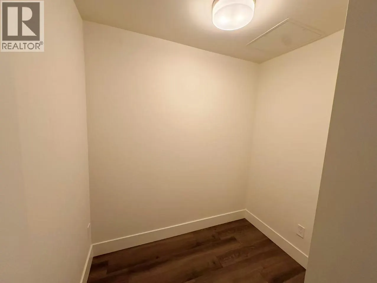 318 10788 NO. 5 ROAD