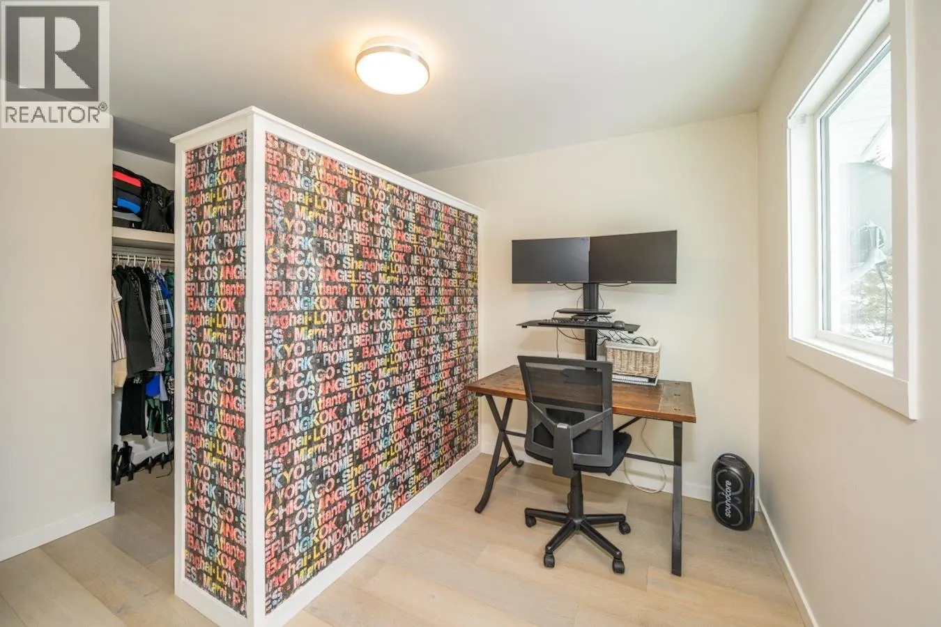 2502 LAURENTIAN PLACE