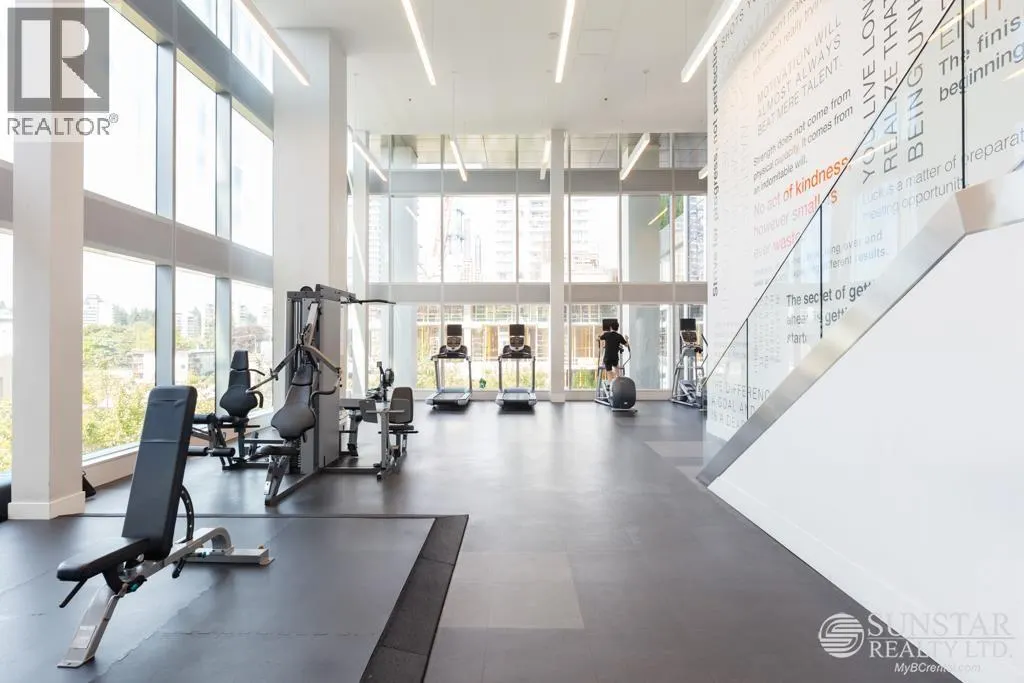 903 6461 TELFORD AVENUE