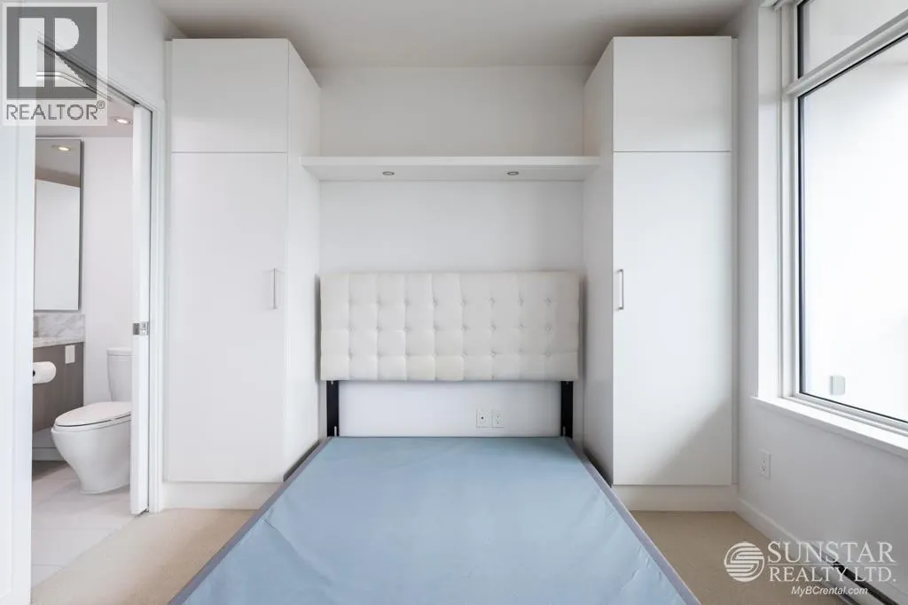 903 6461 TELFORD AVENUE