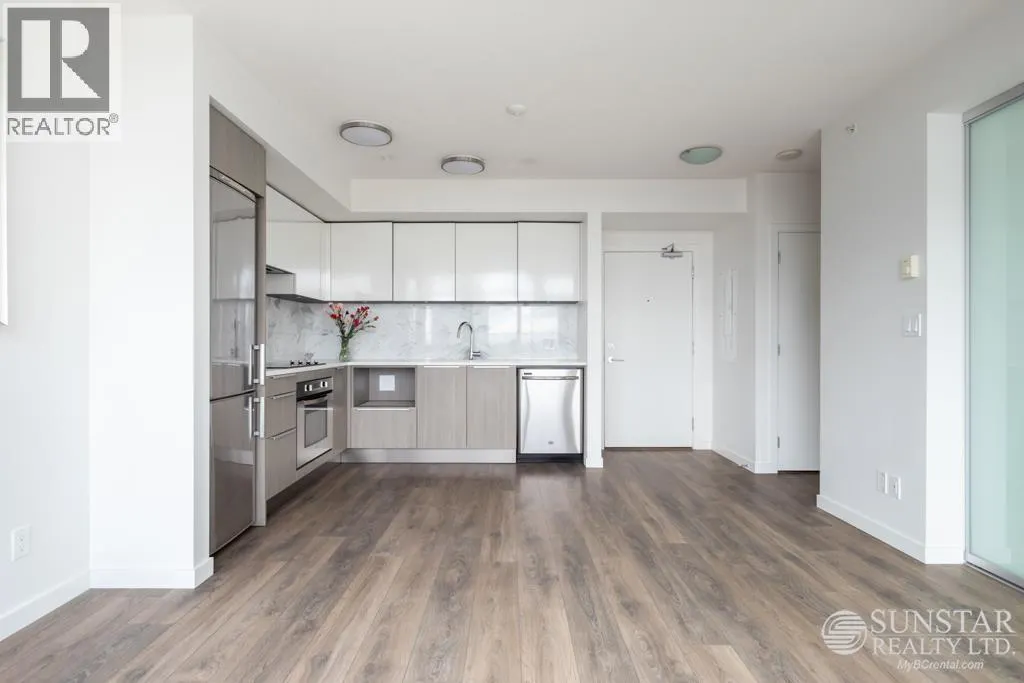 903 6461 TELFORD AVENUE