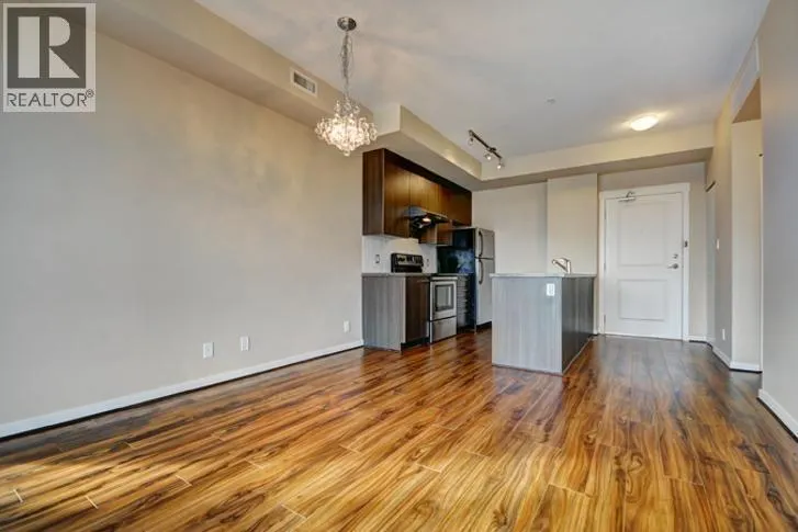 655 4099 STOLBERG STREET