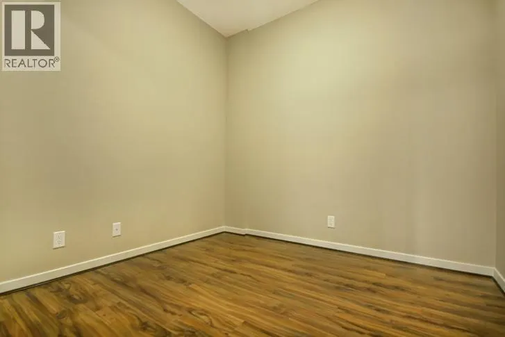 655 4099 STOLBERG STREET