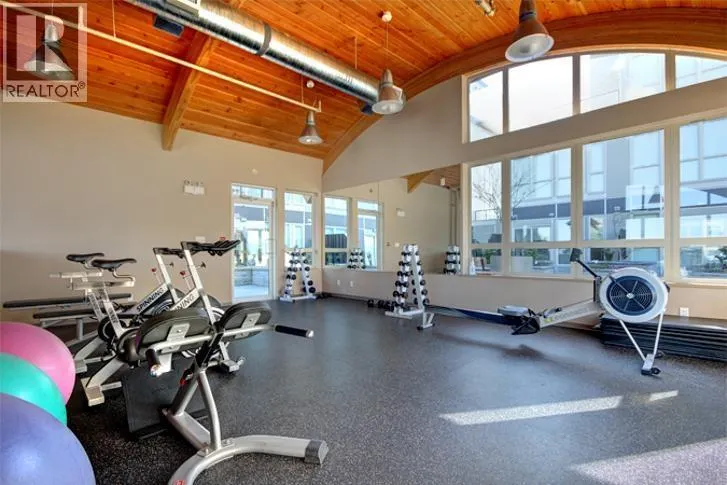 655 4099 STOLBERG STREET