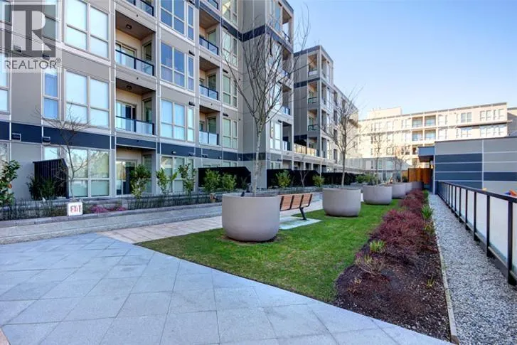 655 4099 STOLBERG STREET