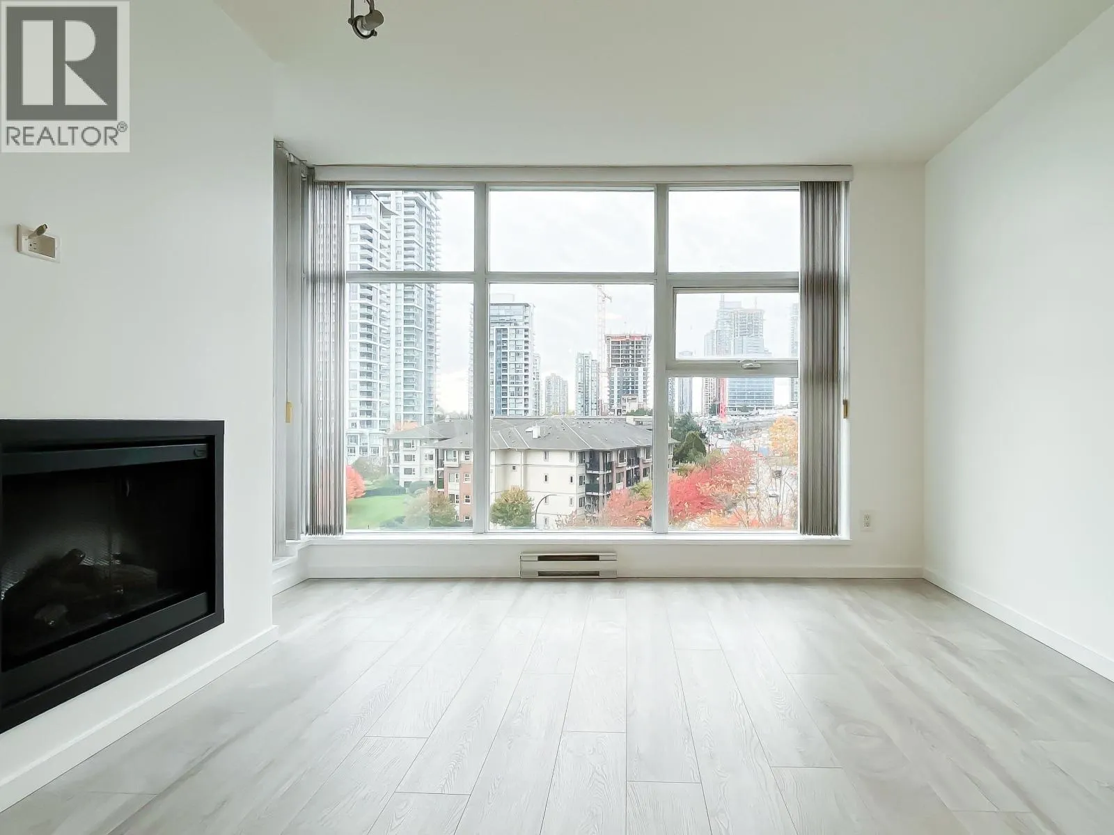 708 2289 YUKON CRESCENT