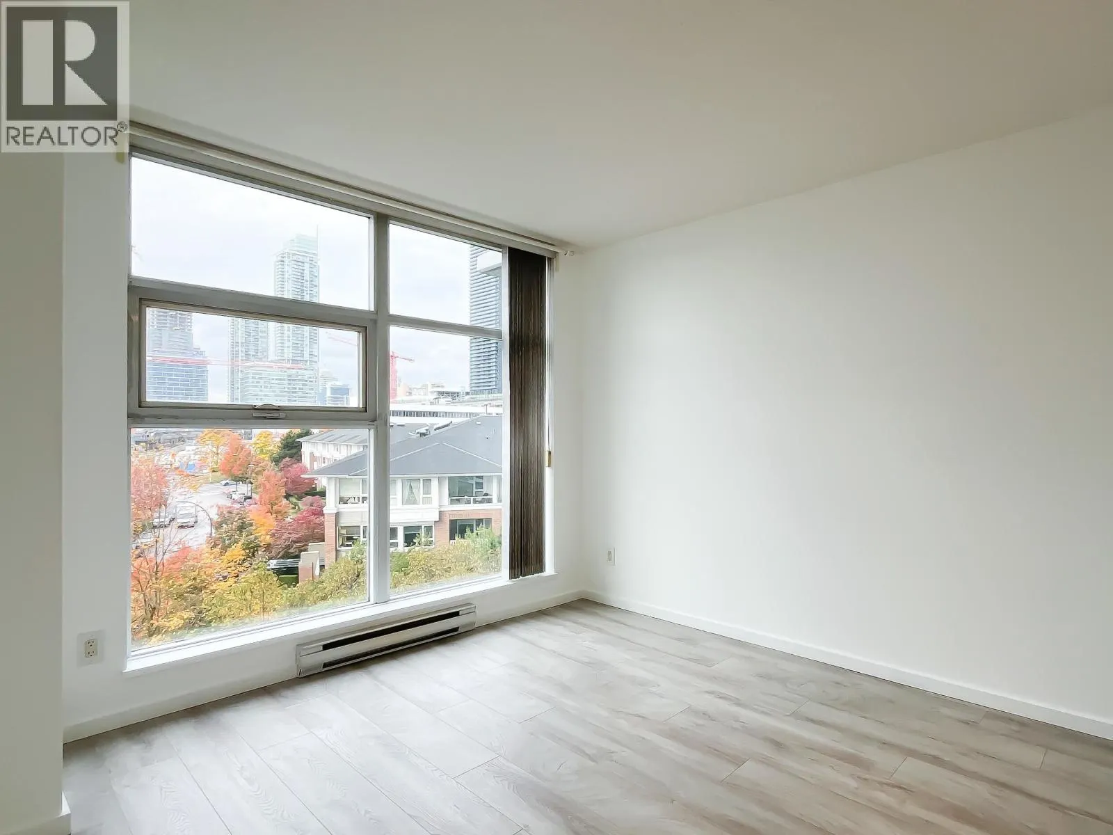 708 2289 YUKON CRESCENT