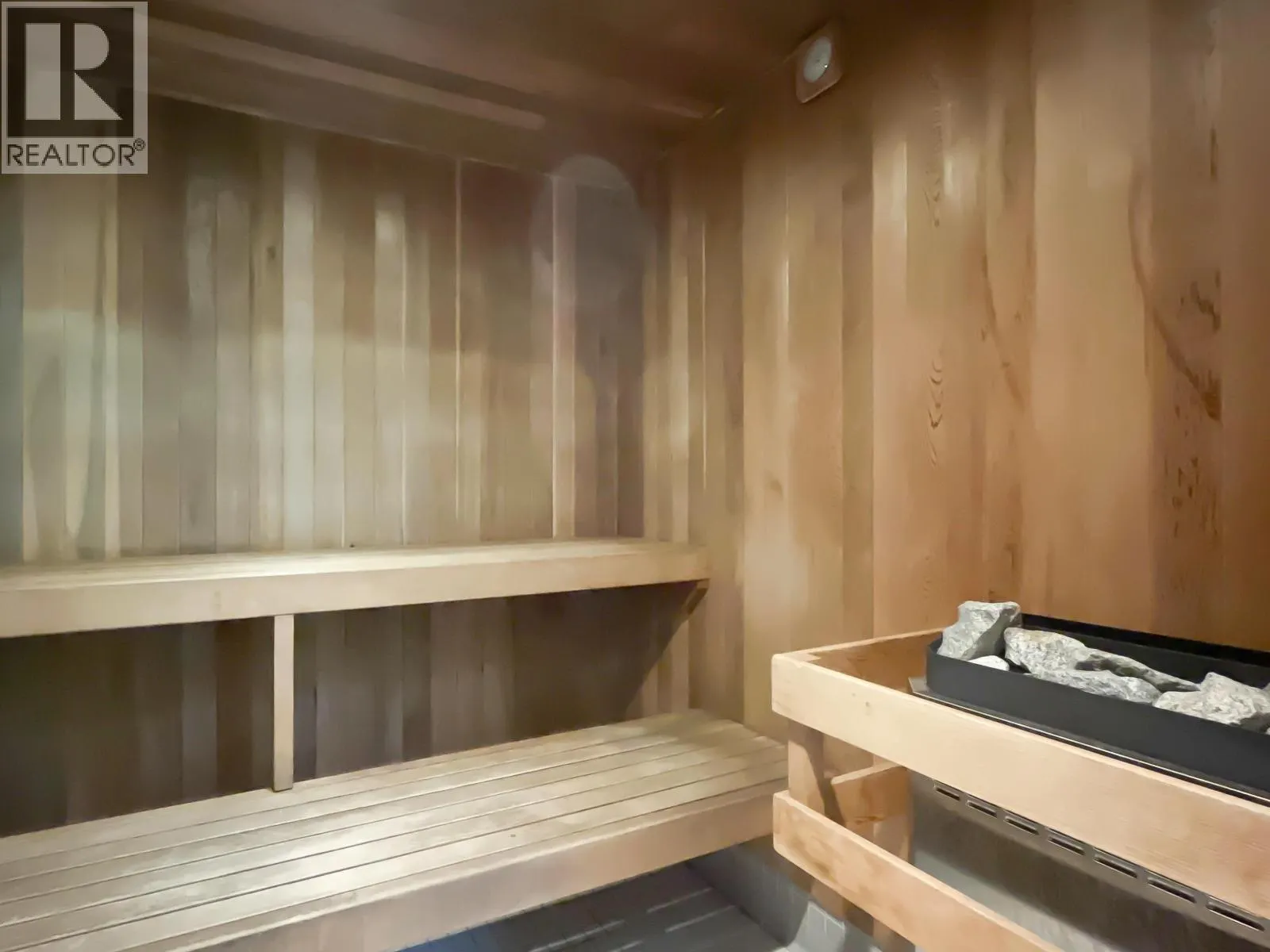 708 2289 YUKON CRESCENT