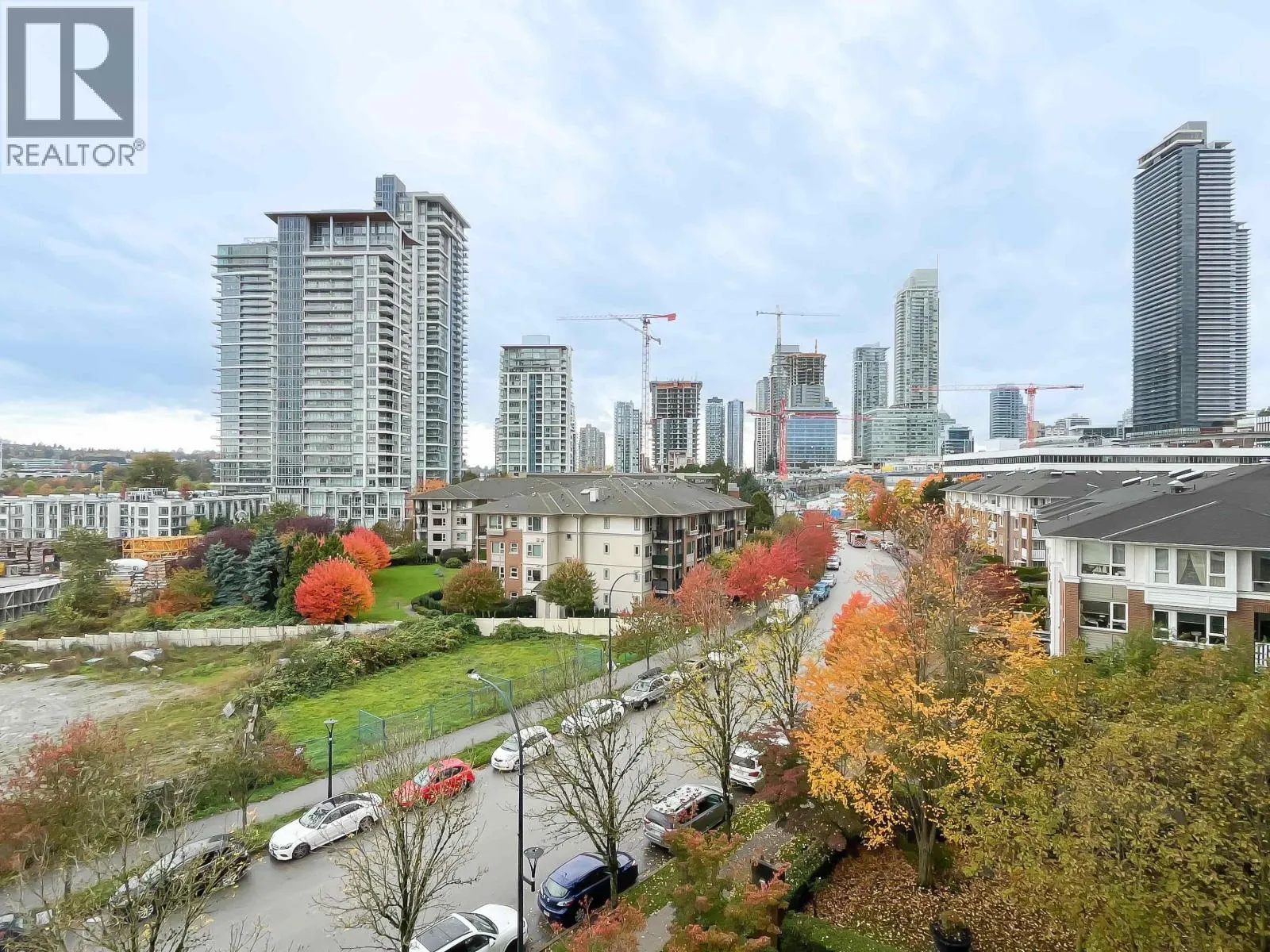 708 2289 YUKON CRESCENT