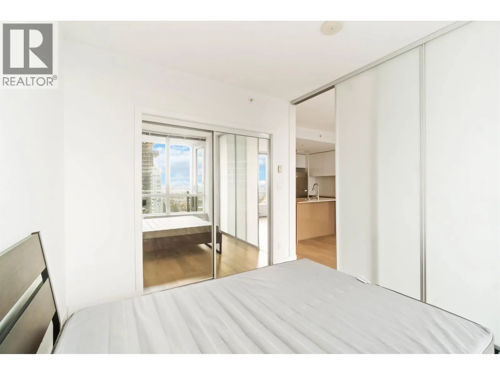 3107 4808 HAZEL STREET