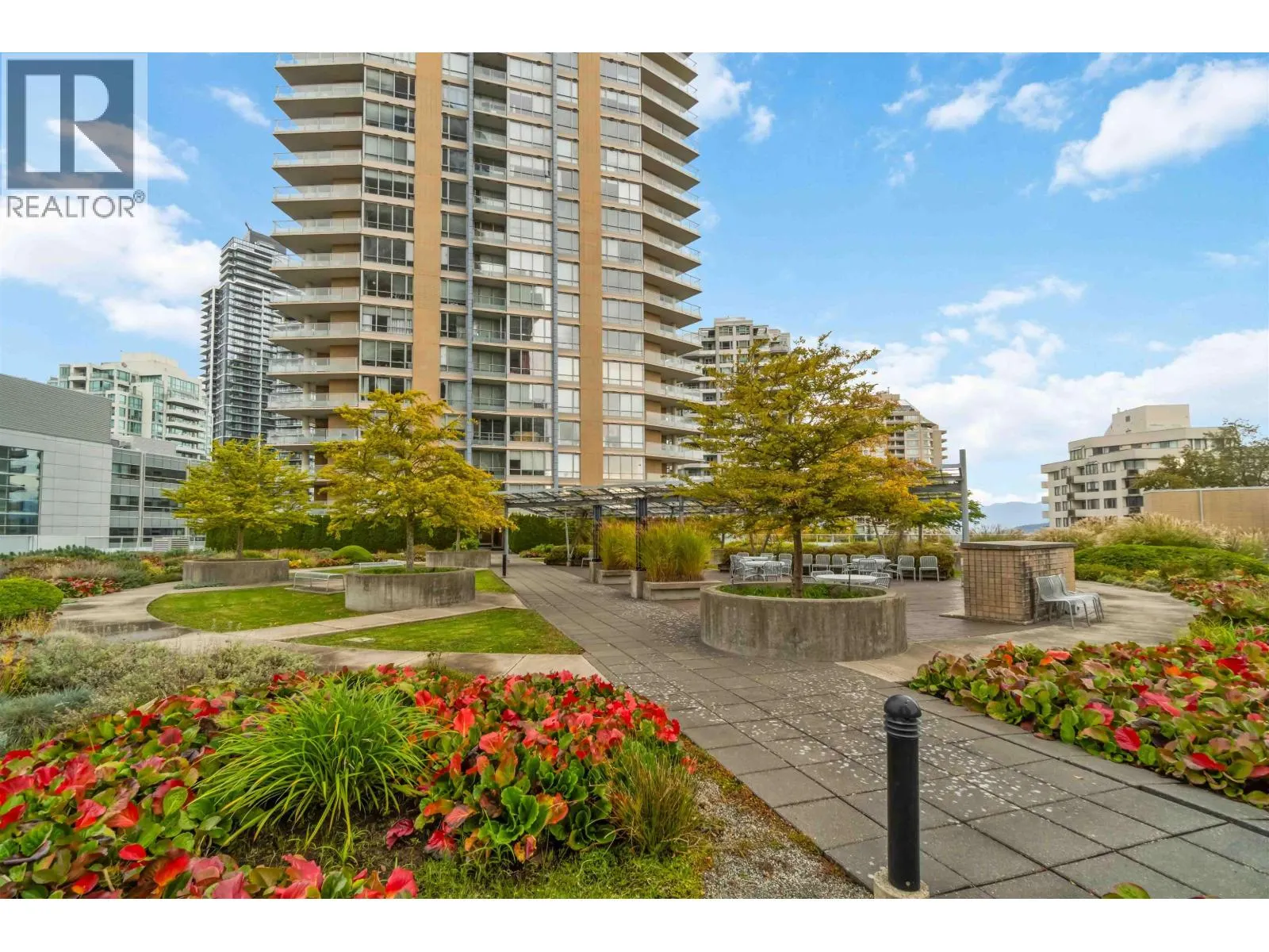 3107 4808 HAZEL STREET