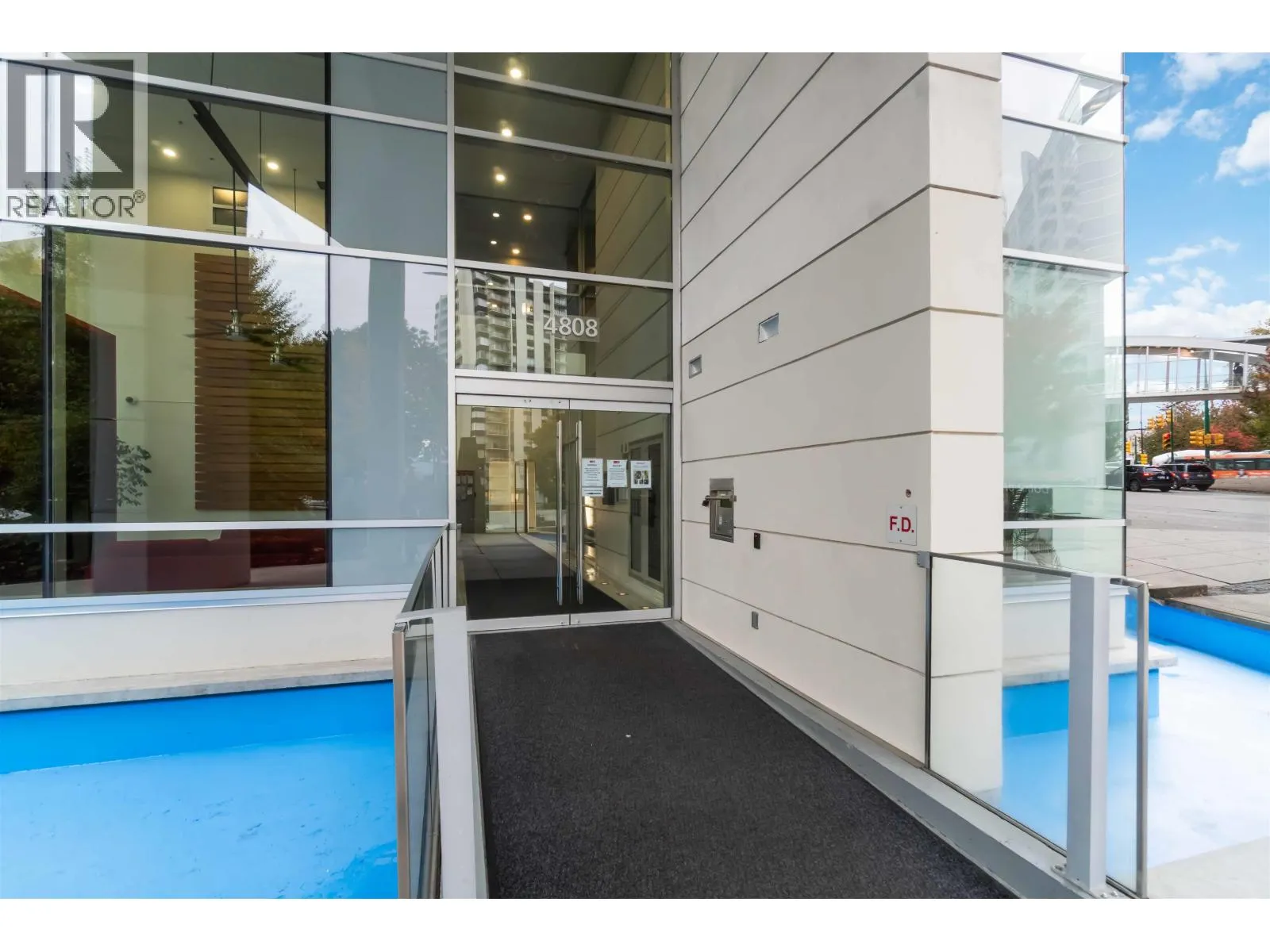 3107 4808 HAZEL STREET