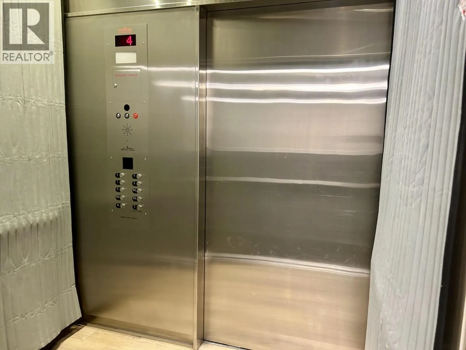 408 4278 22ND AVENUE