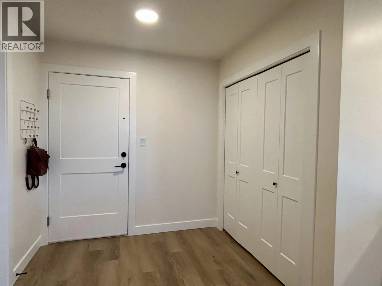 408 4278 22ND AVENUE