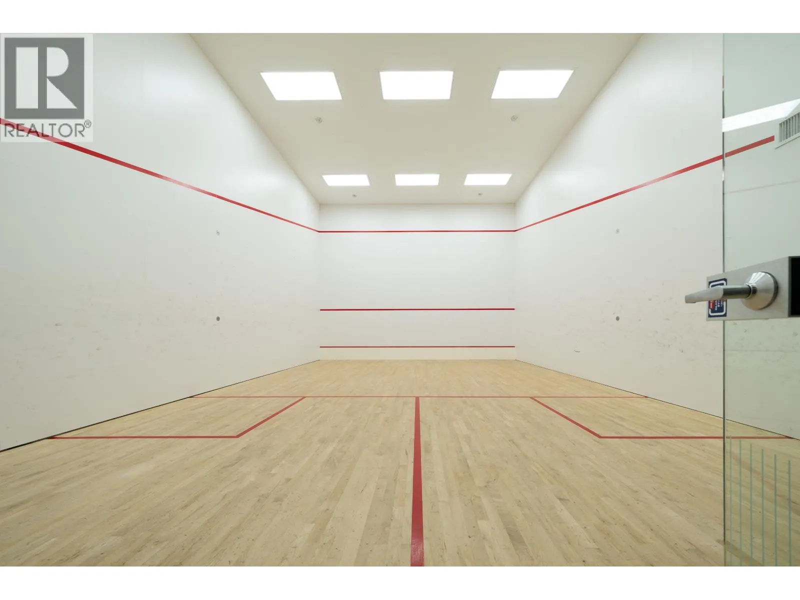 2302 125 E 14TH STREET