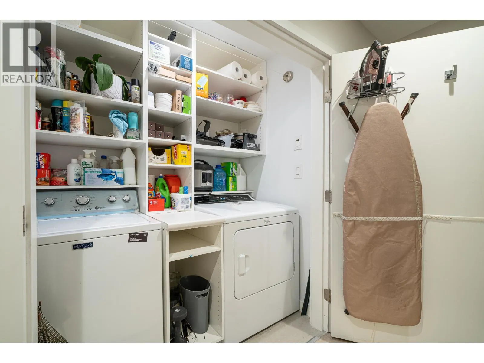 2302 125 E 14TH STREET