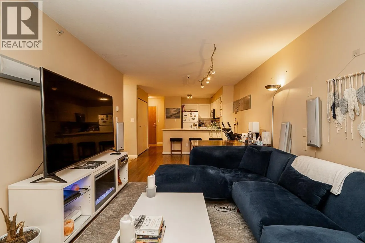 807 488 HELMCKEN STREET