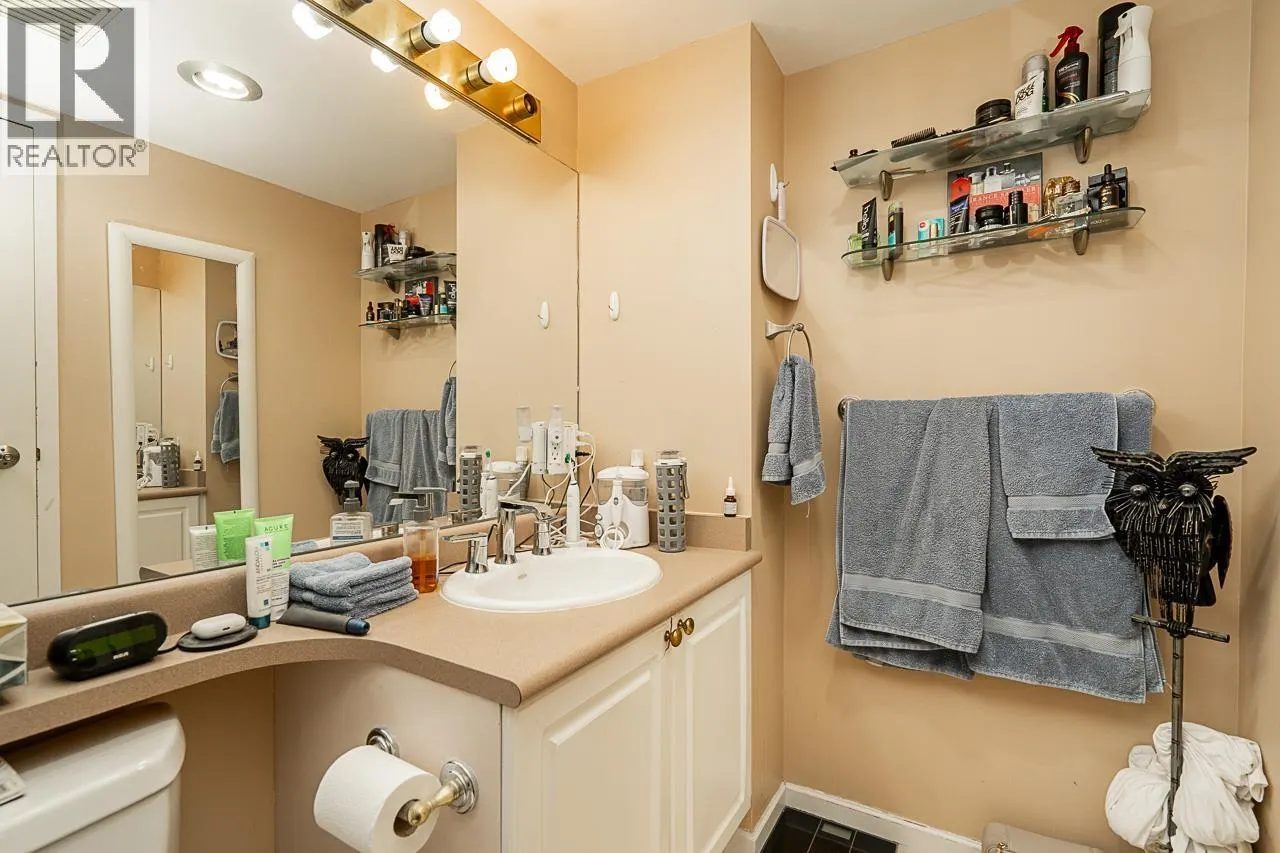 807 488 HELMCKEN STREET