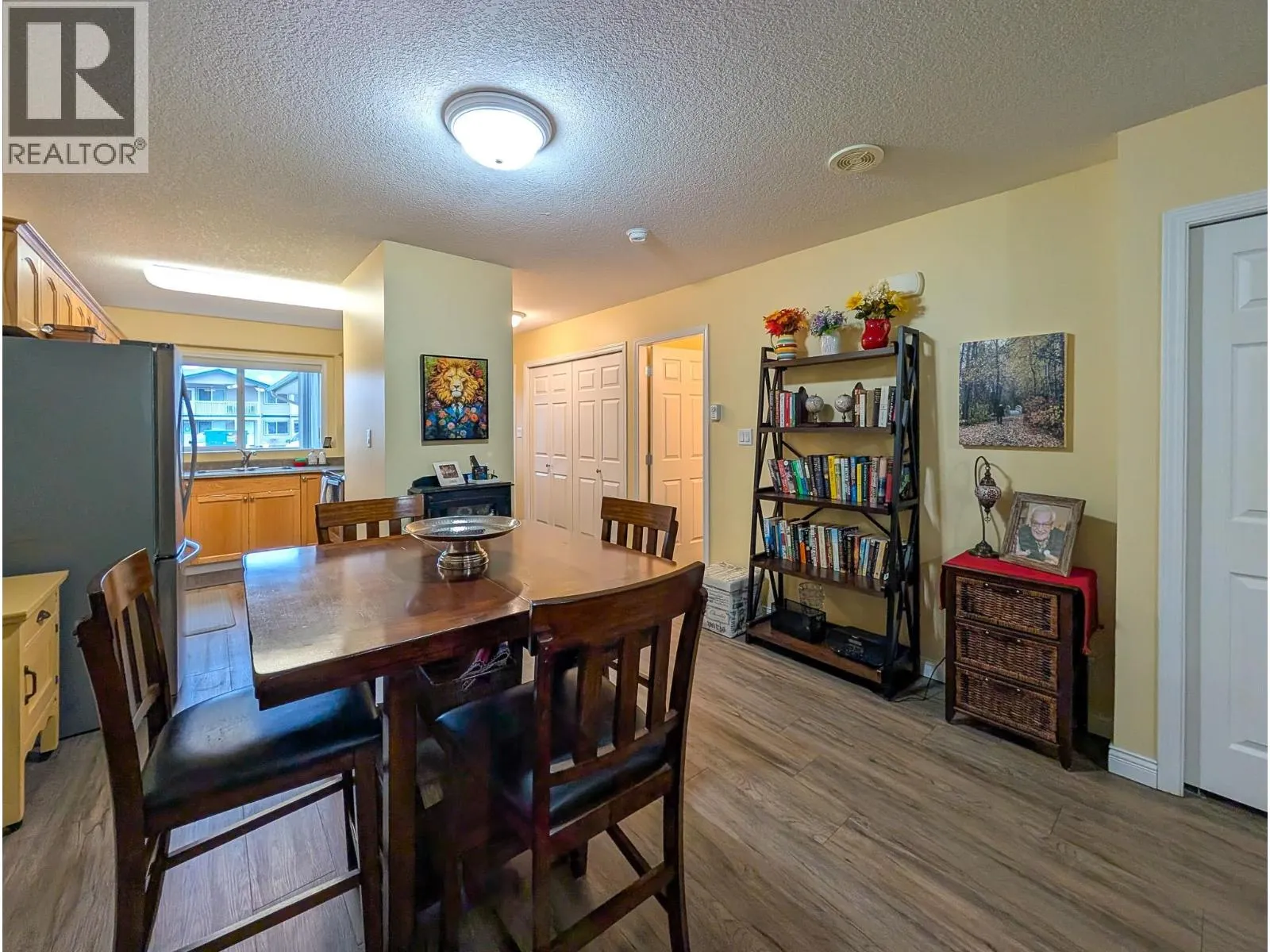 403 2911 FERRY AVENUE