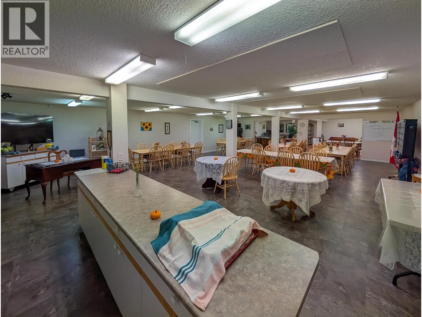 403 2911 FERRY AVENUE