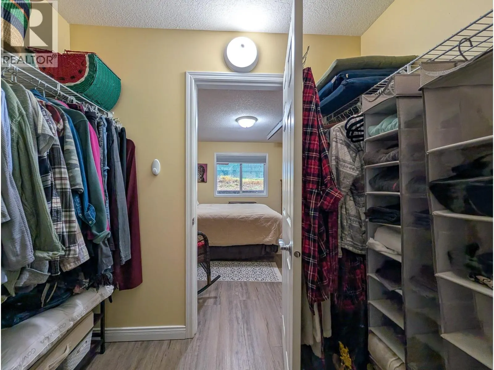 403 2911 FERRY AVENUE