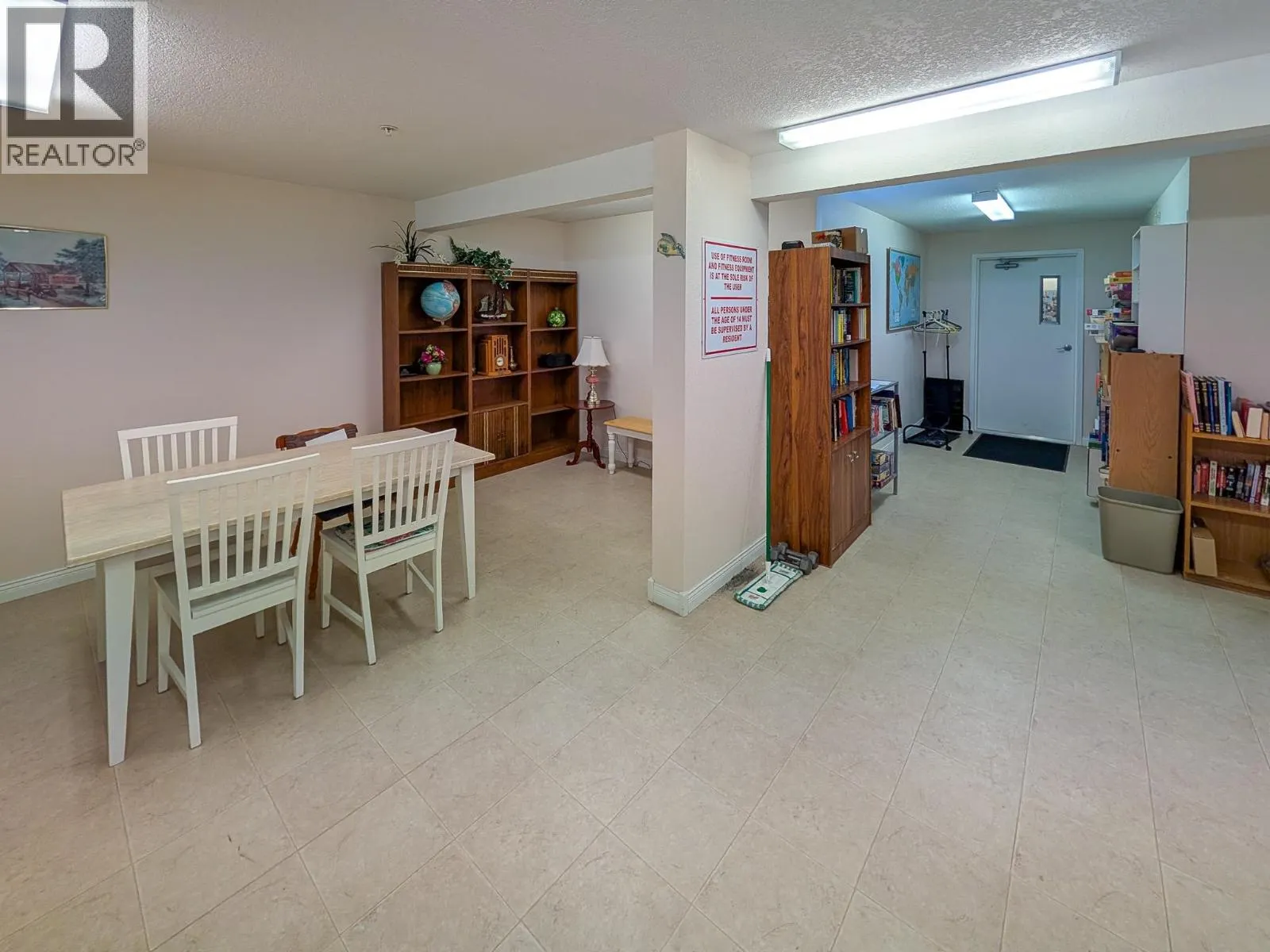 403 2911 FERRY AVENUE