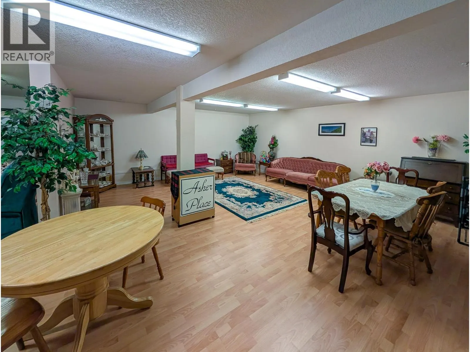 403 2911 FERRY AVENUE