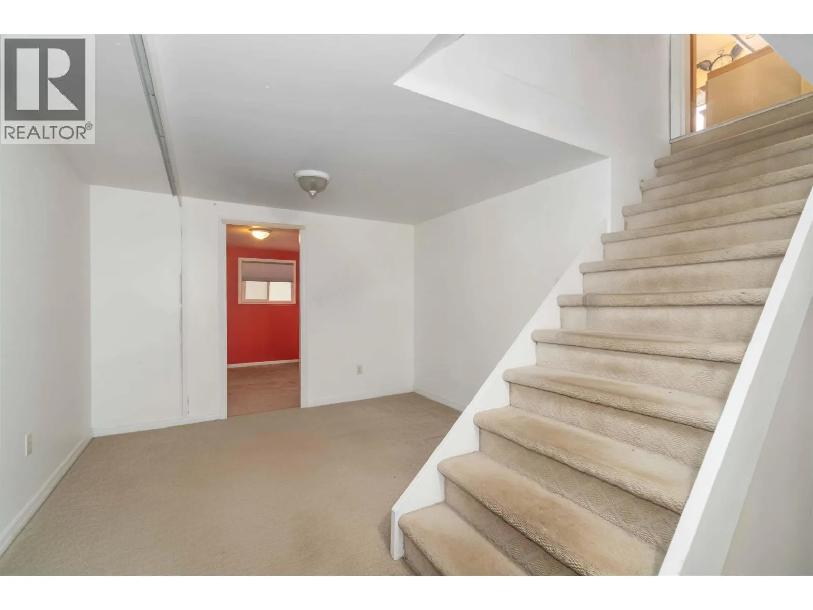 4037 NITHSDALE STREET