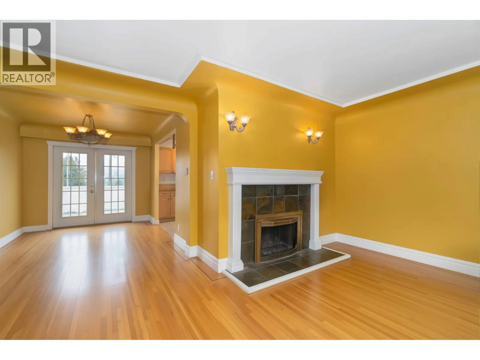 4037 NITHSDALE STREET