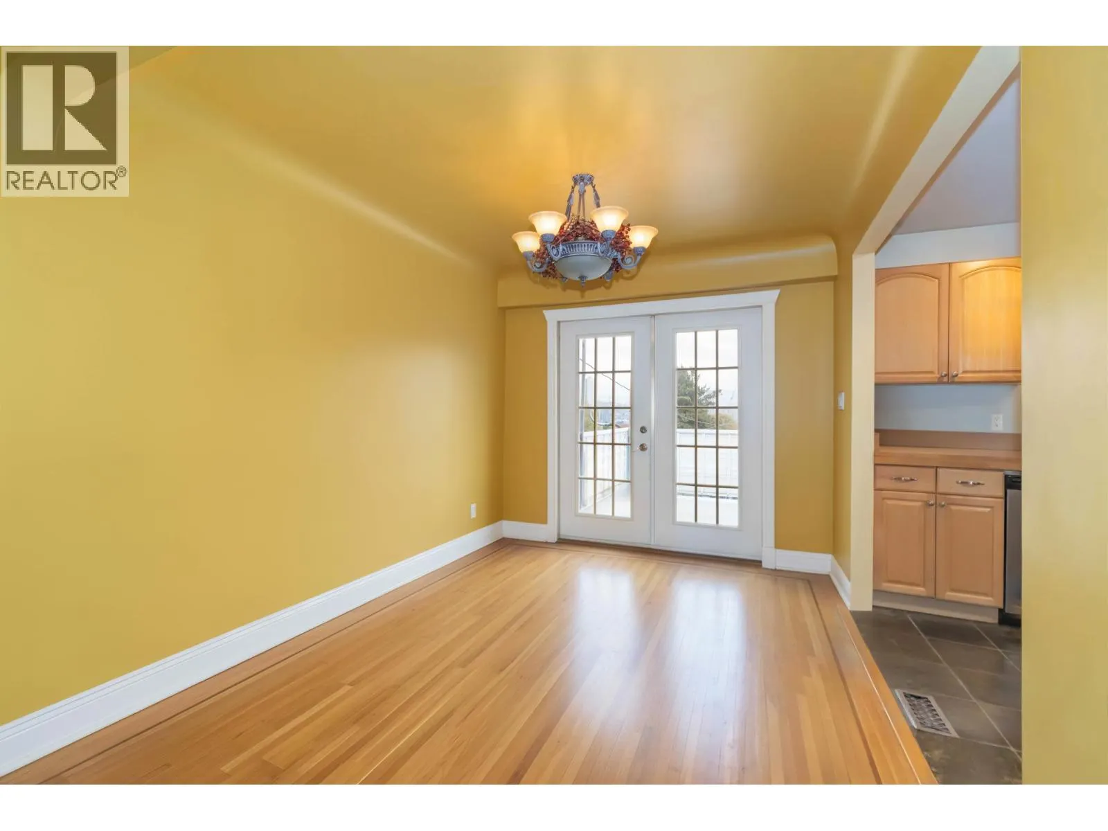 4037 NITHSDALE STREET