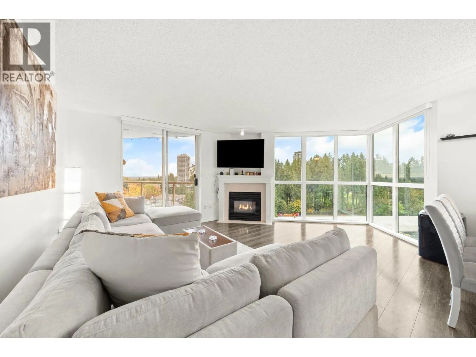 1002 1190 PIPELINE ROAD