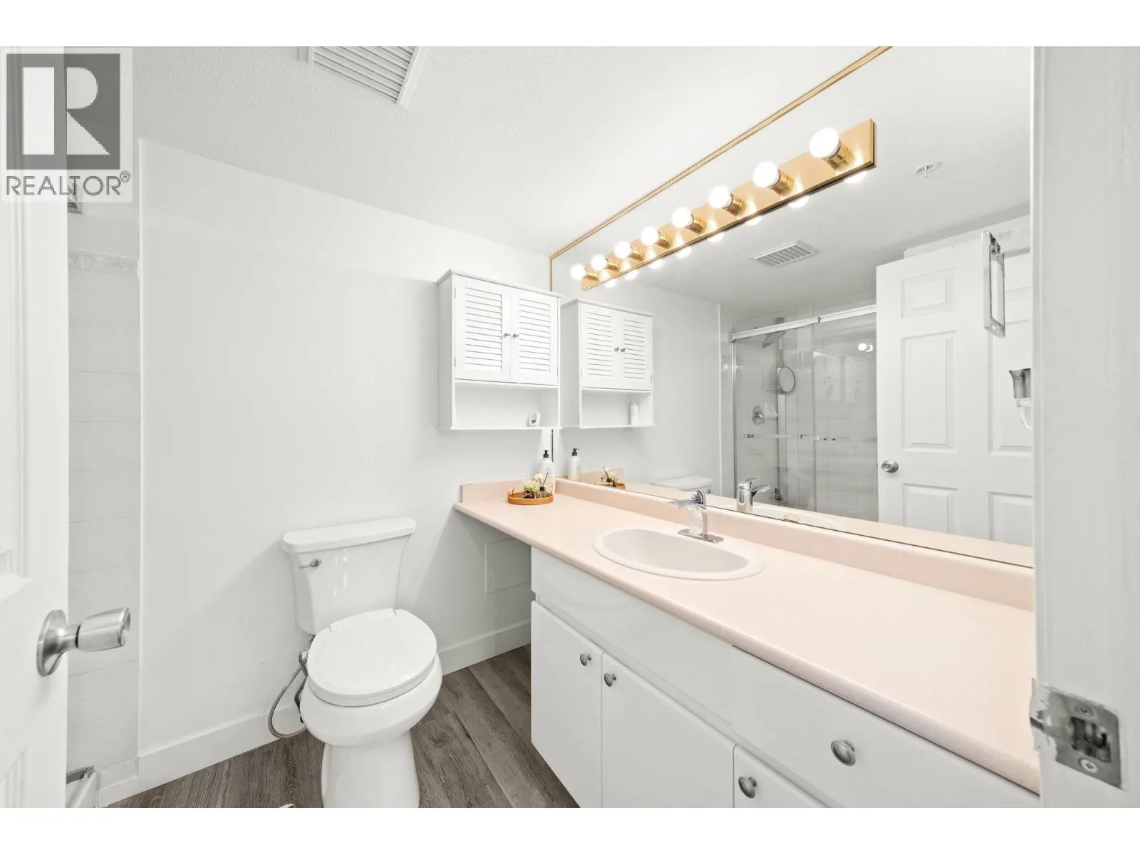 1002 1190 PIPELINE ROAD