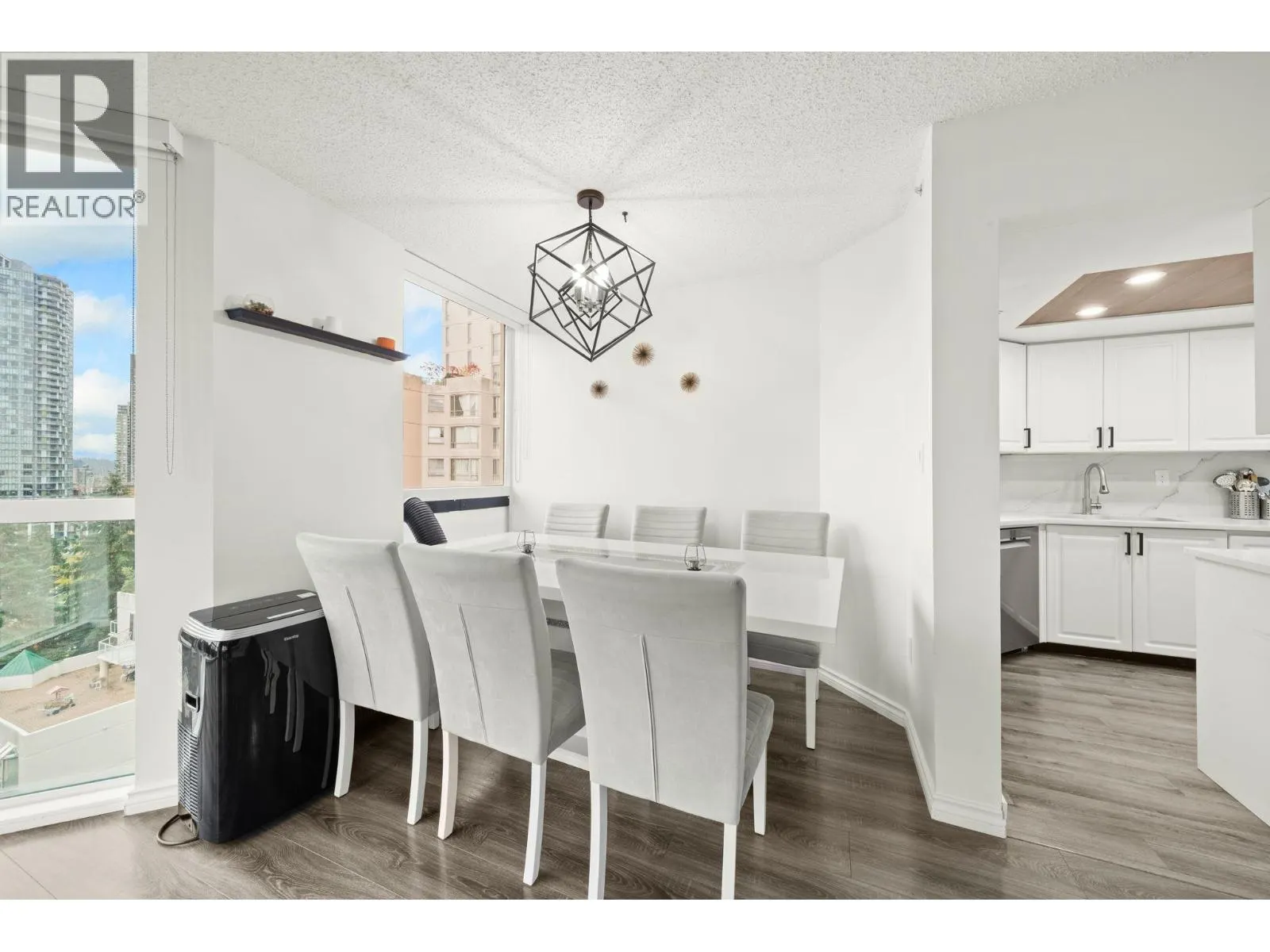 1002 1190 PIPELINE ROAD