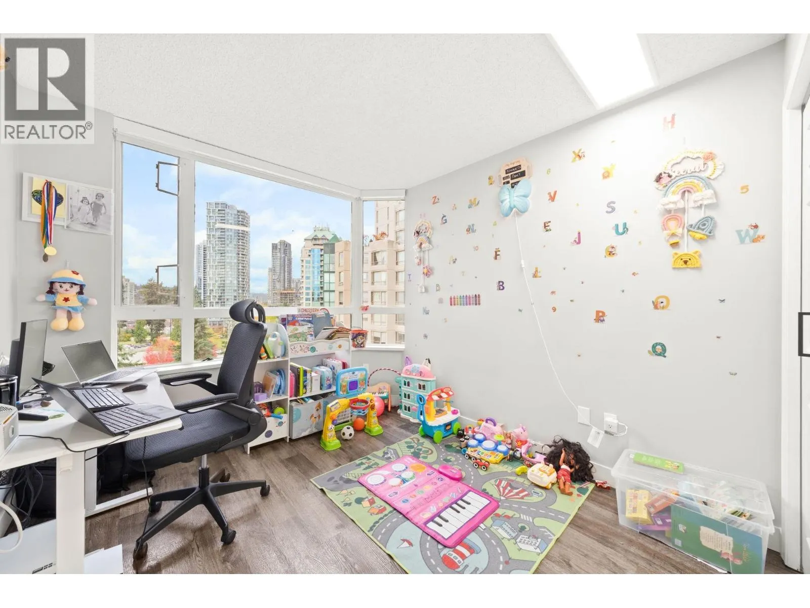 1002 1190 PIPELINE ROAD