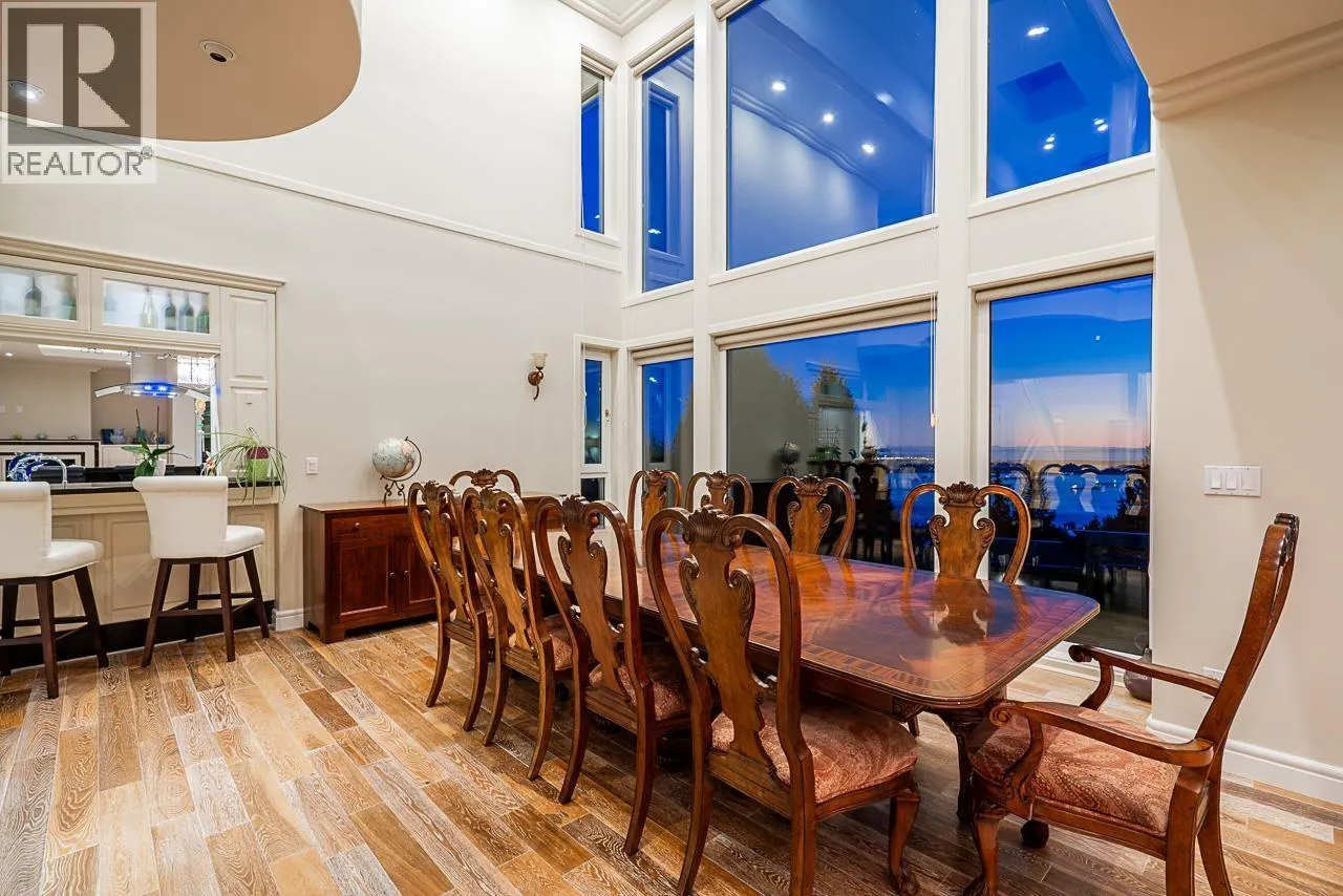 1562 PINECREST DRIVE