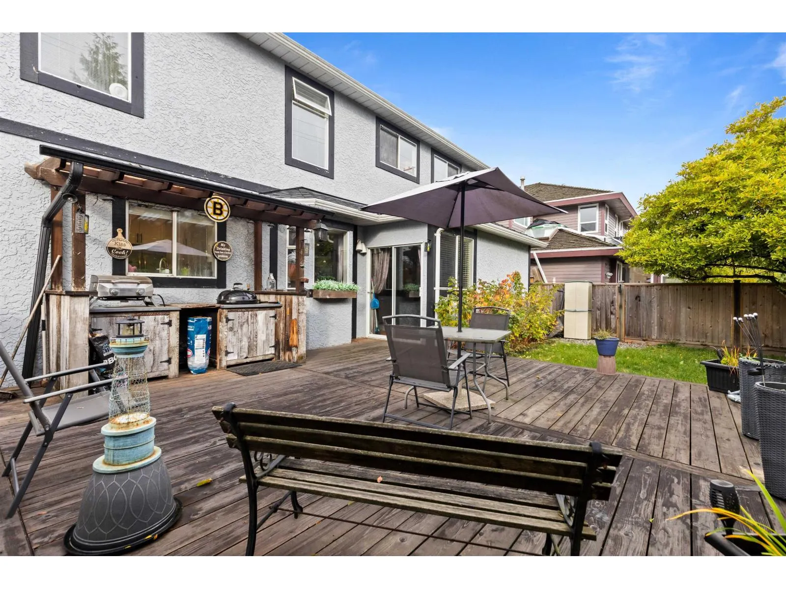 6196 COTTONWOOD STREET