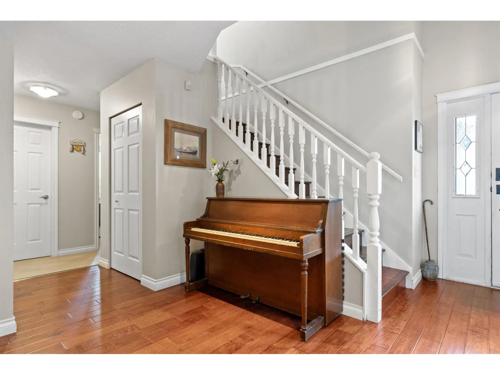 6196 COTTONWOOD STREET