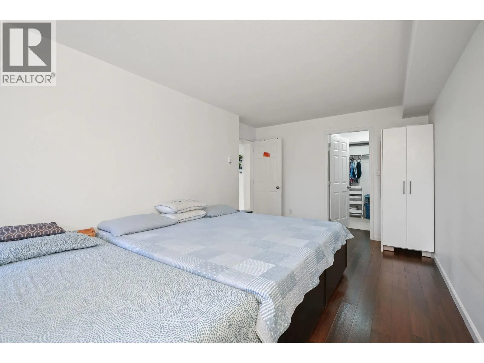 2 1383 BRUNETTE AVENUE