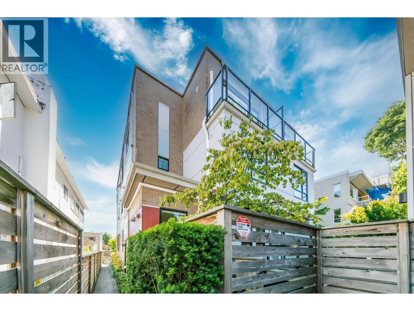 2431 W BROADWAY STREET